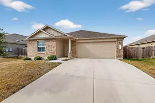 107 Bear Oak St, Hutto, TX 78634 - Photo 1