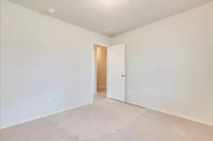 1061 Violet Ln, Kyle, TX 78640 - Photo 16