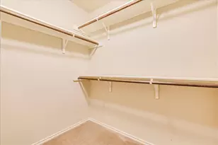 1061 Violet Ln, Kyle, TX 78640 - Photo 14