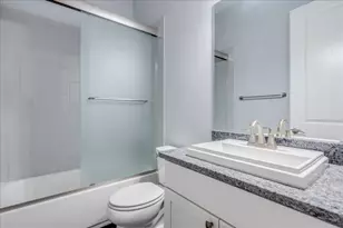 13518 Galleria Cir, Austin, TX 78738 - Photo 18