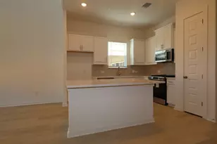 232 Bishop Wood Rd, Dripping Springs, TX 78620 - Photo 6