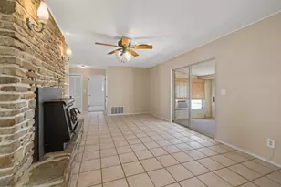 606 Cedar Dr, Buchanan Dam, TX 78609 - Photo 10