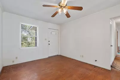 602 E 2nd Street, Georgetown, TX 78626 - Photo 6