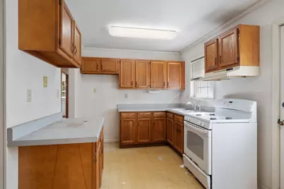 602 E 2nd Street, Georgetown, TX 78626 - Photo 10