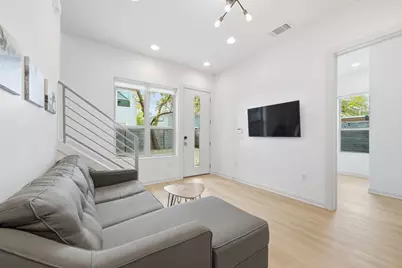 2811 Garwood Unit B Street #B, Austin, TX 78702 - Photo 8
