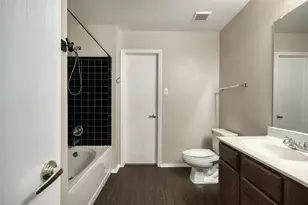7537 Redrick Dr, Austin, TX 78747 - Photo 10