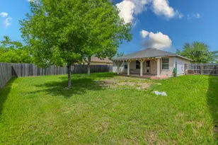 203 Wegstrom St, Hutto, TX 78634 - Photo 26