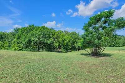 148 Meadows Drive, Elgin, TX 78621 - Photo 4