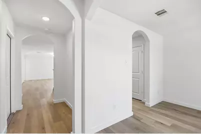 4001 Cressler Lane #15G, Jarrell, TX 76537 - Photo 4