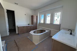 912 Landing Ln, Leander, TX 78641 - Photo 6