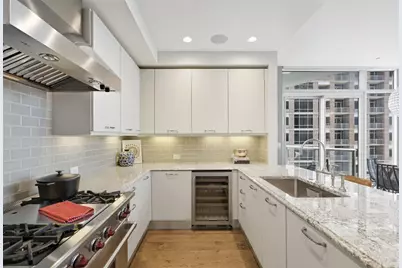 200 Congress Avenue #25C, Austin, TX 78701 - Photo 4