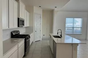 11204 Charger Wy, Manor, TX 78653 - Photo 8