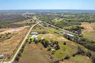 1516 Old Luling Rd, Lockhart, TX 78644 - Photo 36
