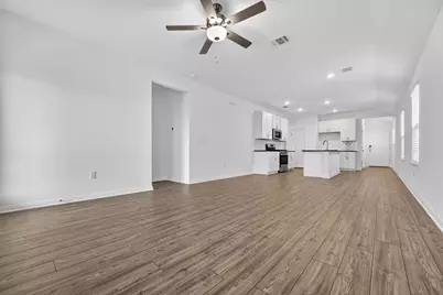 14130 Edna Maxine Walk, Del Valle, TX 78617 - Photo 6