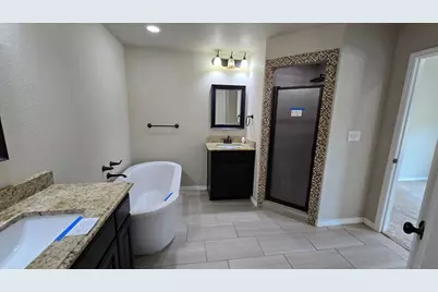 210 Stonehenge Way, Marble Falls, TX 78654 - Photo 12