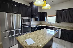 210 Stonehenge Wy, Marble Falls, TX 78654 - Photo 4