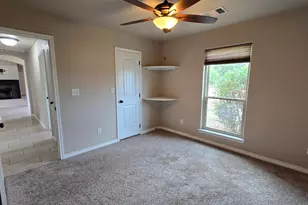 210 Stonehenge Wy, Marble Falls, TX 78654 - Photo 10