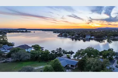 310 Castlehigh Drive, Granite Shoals, TX 78654 - Photo 10
