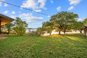 310 Castlehigh Dr, Granite Shoals, TX 78654 - Photo 36