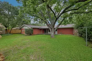 8609 Melshire Dr, Austin, TX 78757 - Photo 26
