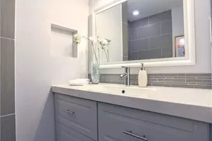 909 Reinli St, Austin, TX 78751 - Photo 12