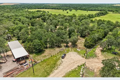 499 Bridgestone Court, Lockhart, TX 78644 - Photo 16