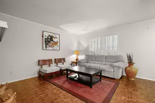 6631 Valleyside Rd, Austin, TX 78731 - Photo 8