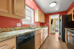 6631 Valleyside Rd, Austin, TX 78731 - Photo 16