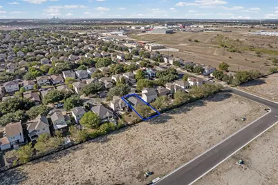 5521 War Admiral Drive, Del Valle, TX 78617 - Photo 16