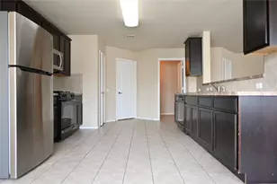 7025 Outfitter, Austin, TX 78744 - Photo 8