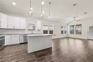 120 Cascata Way, Liberty Hill, TX 78642 - Photo 10