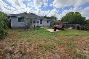 7204 Wardman Dr, Del Valle, TX 78617 - Photo 24