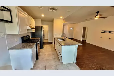 7204 Wardman Drive, Del Valle, TX 78617 - Photo 10