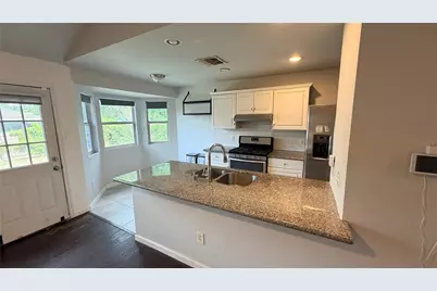 7204 Wardman Drive, Del Valle, TX 78617 - Photo 8
