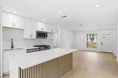 4400 Dovehill Drive, Austin, TX 78744 - Photo 6