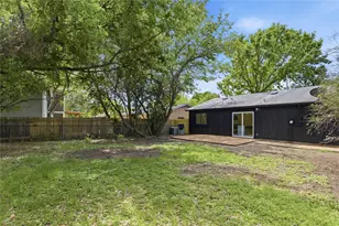 4400 Dovehill Dr, Austin, TX 78744 - Photo 34