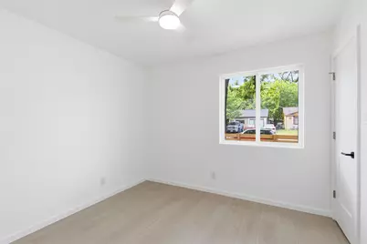 4400 Dovehill Drive, Austin, TX 78744 - Photo 28