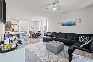 520 Longmount Cv, Liberty Hill, TX 78642 - Photo 8