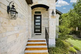 109 Beneteau Dr, Austin, TX 78738 - Photo 2