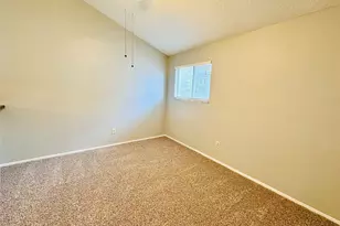 3702 S 2nd St, Austin, TX 78704 - Photo 8