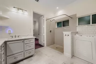 11715 Creek View Lane, Conroe, TX 77385 - Photo 18