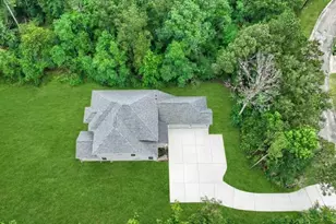 11715 Creek View Ln, Conroe, TX 77385 - Photo 4