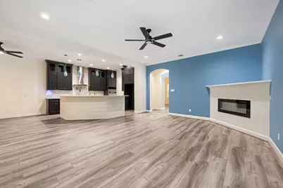 11715 Creek View Lane, Conroe, TX 77385 - Photo 10