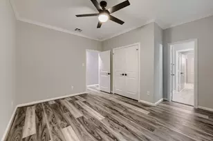 11715 Creek View Ln, Conroe, TX 77385 - Photo 16