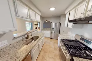 10214 Missel Thrush Dr, Austin, TX 78750 - Photo 14