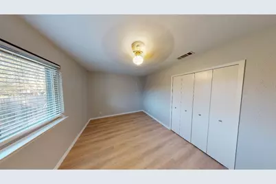 10214 Missel Thrush Drive, Austin, TX 78750 - Photo 4