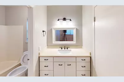 10214 Missel Thrush Drive, Austin, TX 78750 - Photo 10