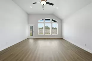 502 Los Aliso Ct, Liberty Hill, TX 78642 - Photo 14