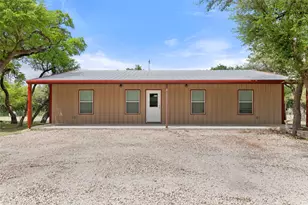 1301 Co Rd 228, Florence, TX 76527 - Photo 32