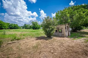 325 County Rd 100, San Saba, TX 76877 - Photo 36